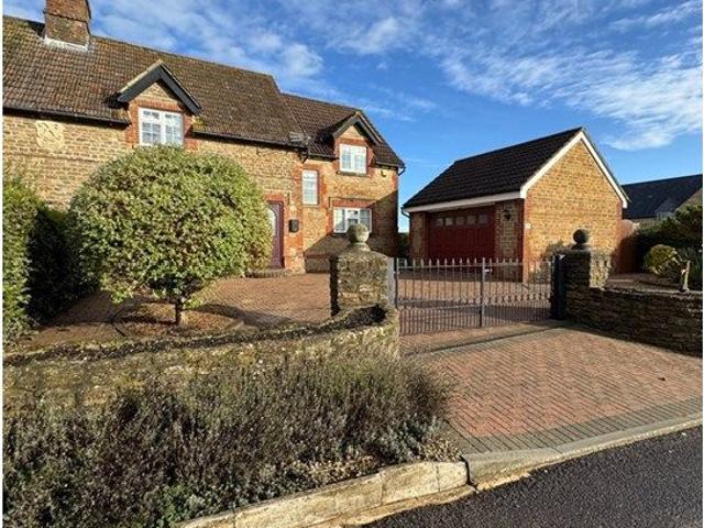 House for rent in Wiltshire