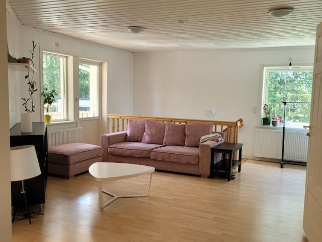 Hus hyra i Huddinge, Stockholm