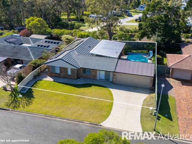 House for sale in Sandstone Point, Greater Brisbane