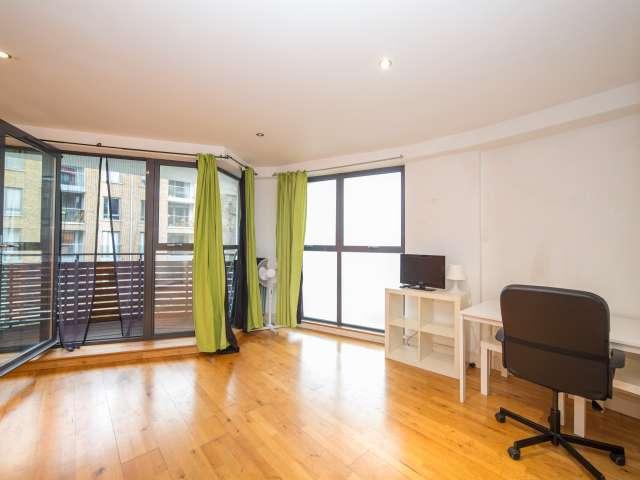 Studio for rent in Limehouse, Greater London