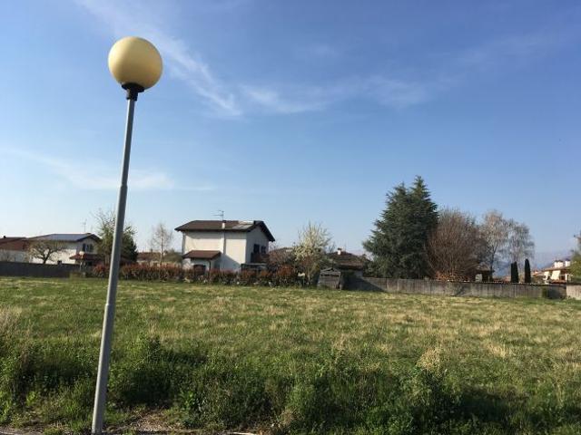 Terreno in vendita a Povoletto, Friuli-Venezia Giulia