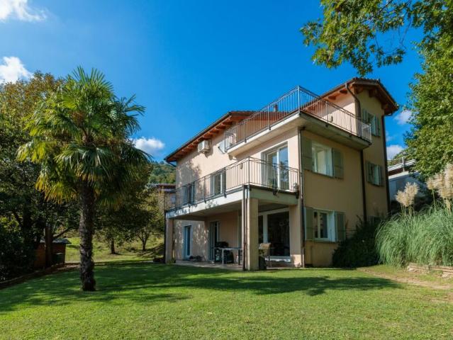 Einfamilienhaus kaufen in Neggio, Tessin