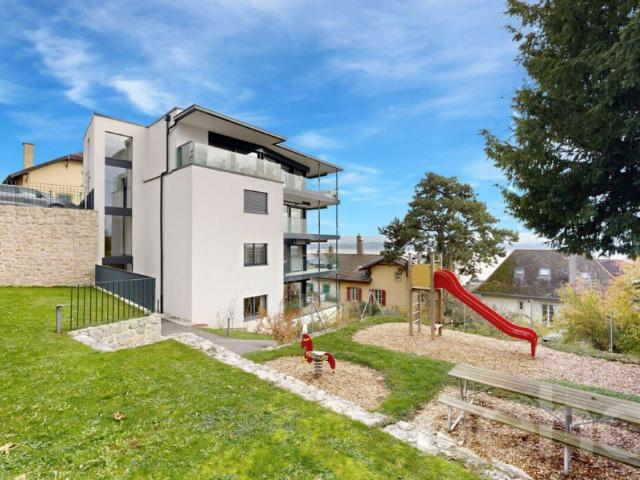 Wohnung kaufen in Neuenburg Ne, Neuenburg