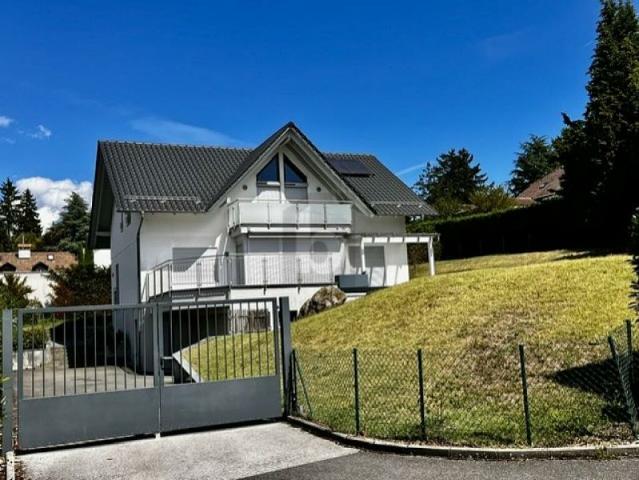 Einfamilienhaus mieten in Prangins, Waadt