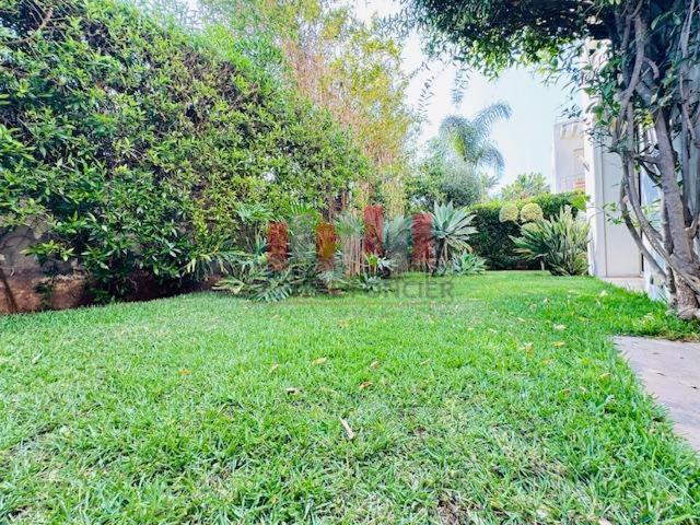 Villa vente à Anfa, Gharb-Chrarda-Beni Hssen