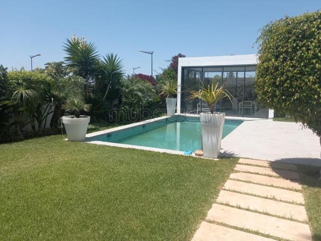 Villa vente à Bouskoura, Gharb-Chrarda-Beni Hssen