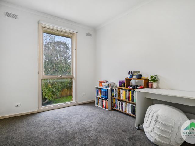 Townhouse for sale in Camerons Creek, Victoria