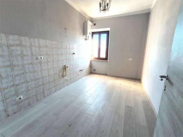 Appartamento in affitto a Pinerolo, Torino