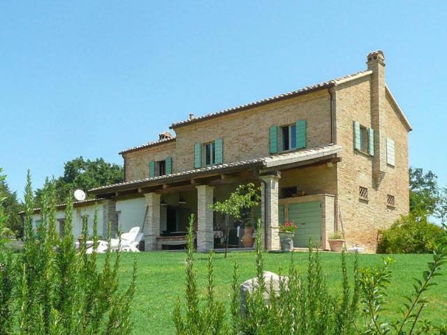 Casa in vendita a Centro storico, Marche