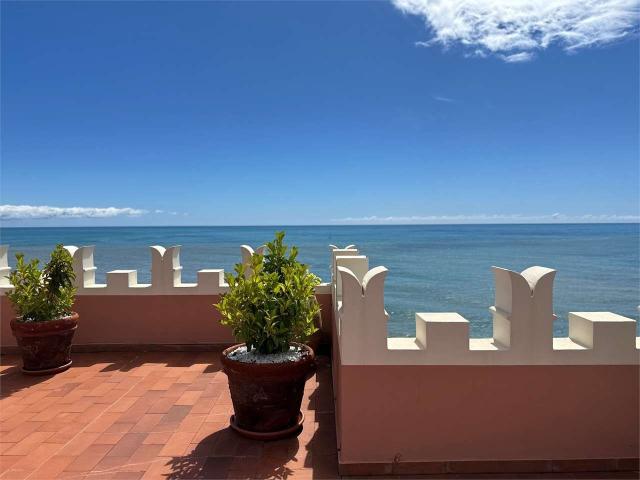 Appartamento in vendita a Imperia, Liguria
