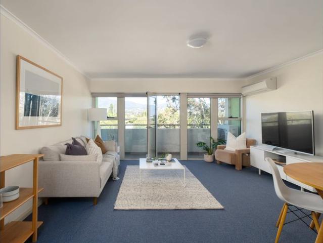 Apartment for rent in New Town, Hobart