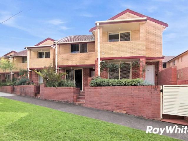 Townhouse for rent in Sydney, New South Wales