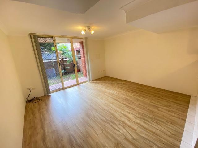 Townhouse for rent in Sydney, New South Wales