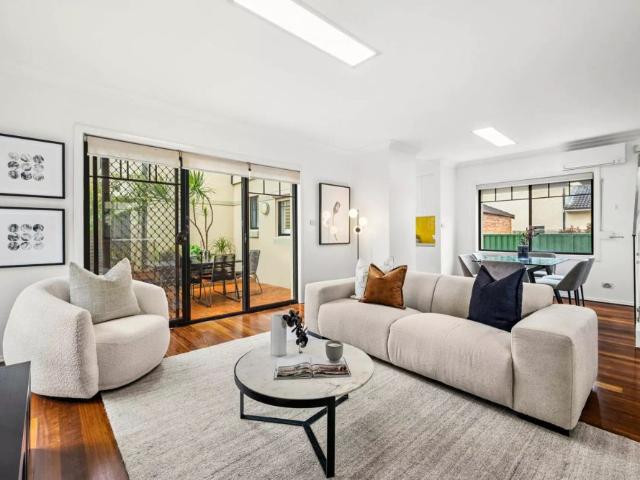 Townhouse for rent in Sydney, New South Wales