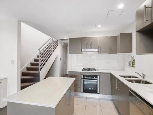 Apartment for rent in Mascot, Sydney