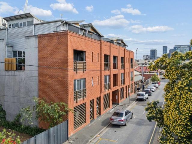 Apartment for sale in Adelaide