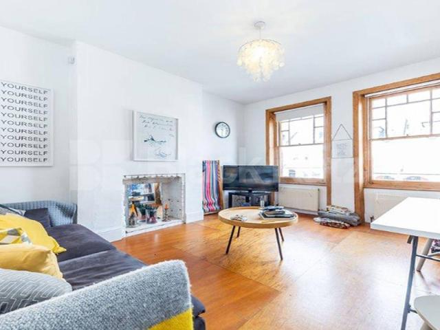 Apartment for rent in Hornsey, Greater London