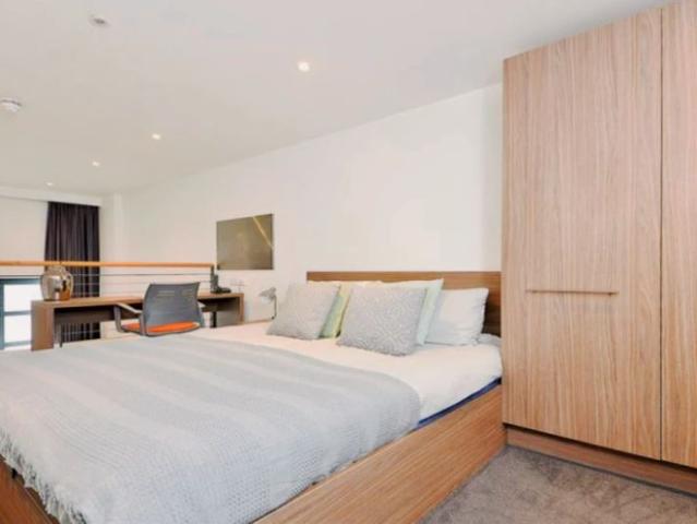 Studio for rent in Cowcaddens, Scotland
