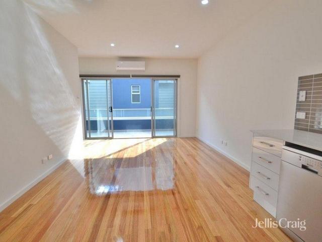 Townhouse for rent in Essendon, Melbourne