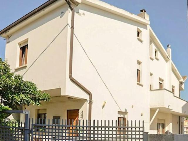 Villa Indipendente in vendita a Spoltore, Abruzzo