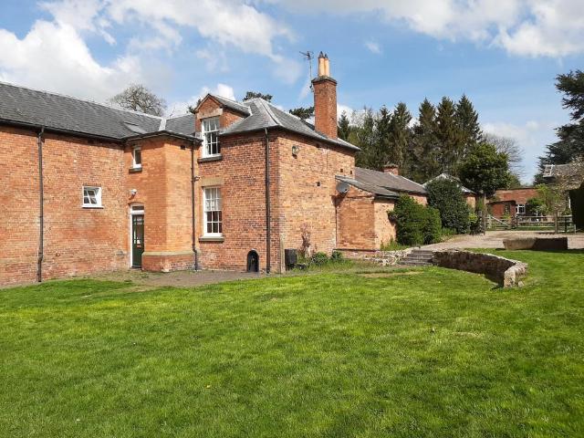 House for rent in Dale Abbey, Caldermill