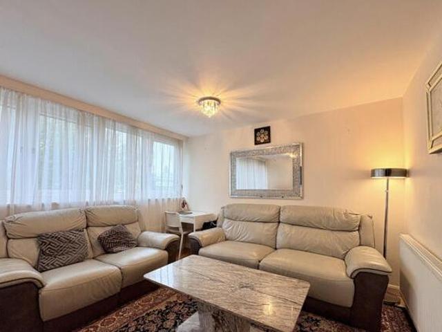 House for sale in Greater London