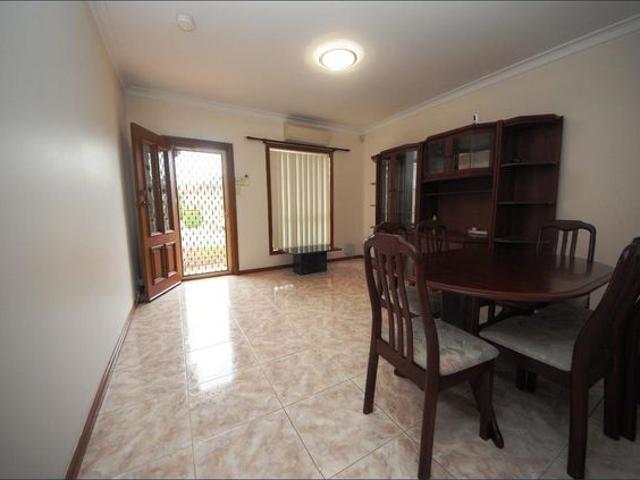 Townhouse for rent in Sydney, New South Wales