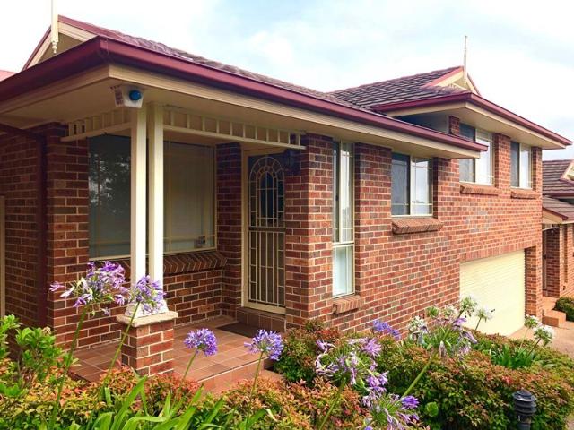 Townhouse for rent in West Wollongong, Wollongong City Council