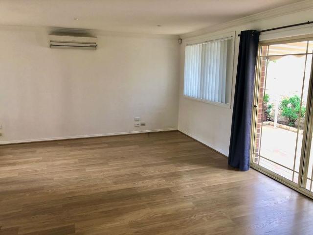 Townhouse for rent in West Wollongong, Wollongong City Council