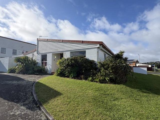 Apartment for rent in Hillsborough, Taranaki