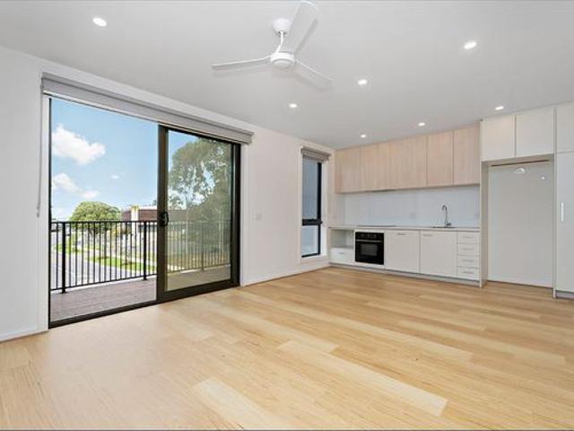 Townhouse for rent in Camerons Creek, Victoria