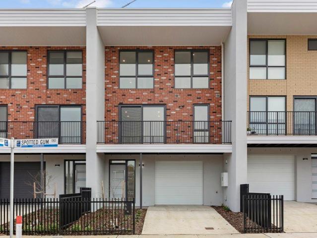 Townhouse for rent in Camerons Creek, Victoria