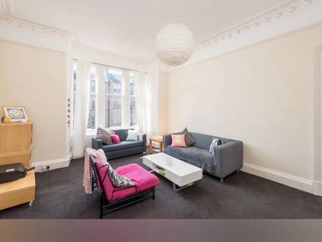 Apartment for rent in Marchmont, Scotland
