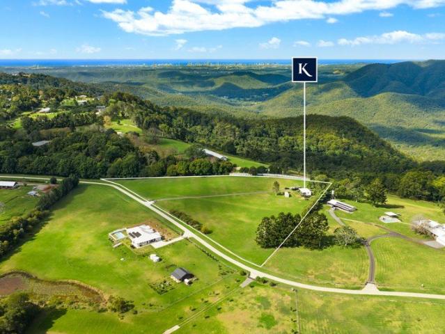 Cottage for sale in Tamborine Mountain, Queensland