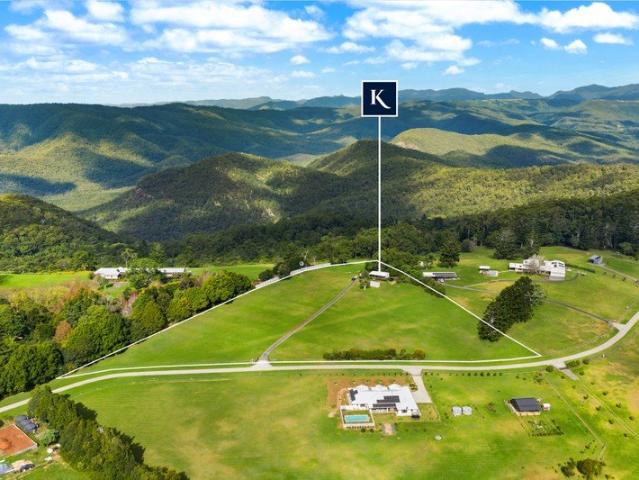 Cottage for sale in Tamborine Mountain, Queensland