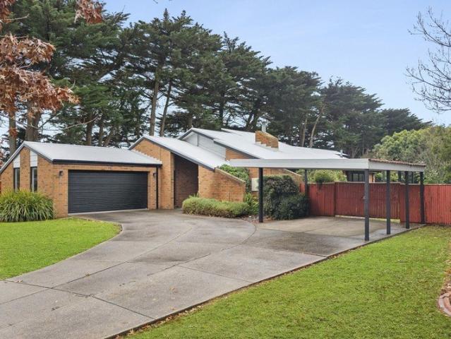 House for sale in Gisborne, Victoria