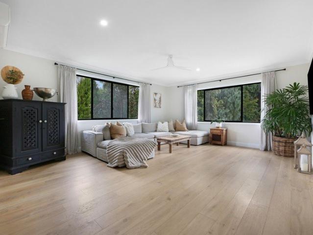 Cottage for sale in Fernbrook, Queensland