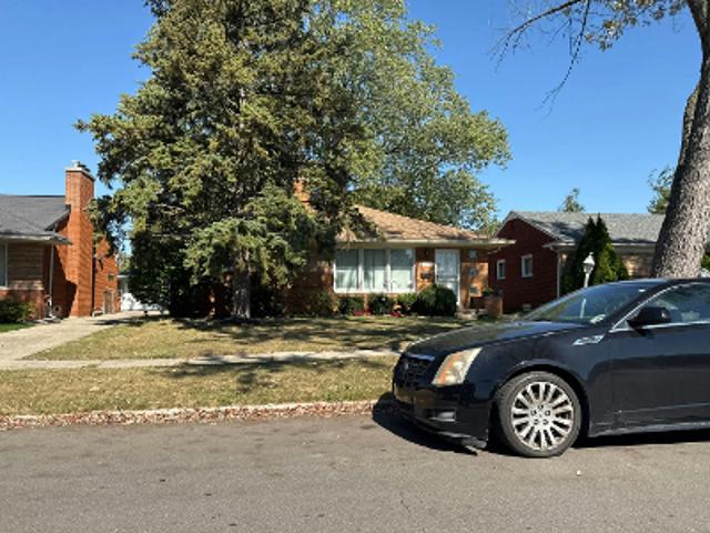 House for sale in Eastpointe, Michigan