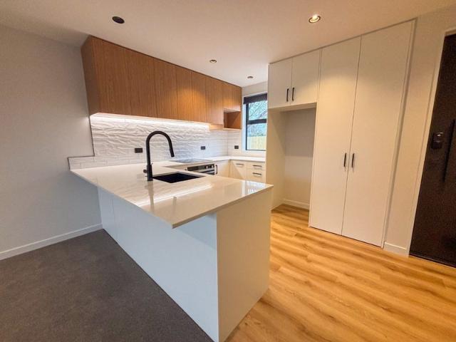 House for rent in Chaslands, Canterbury