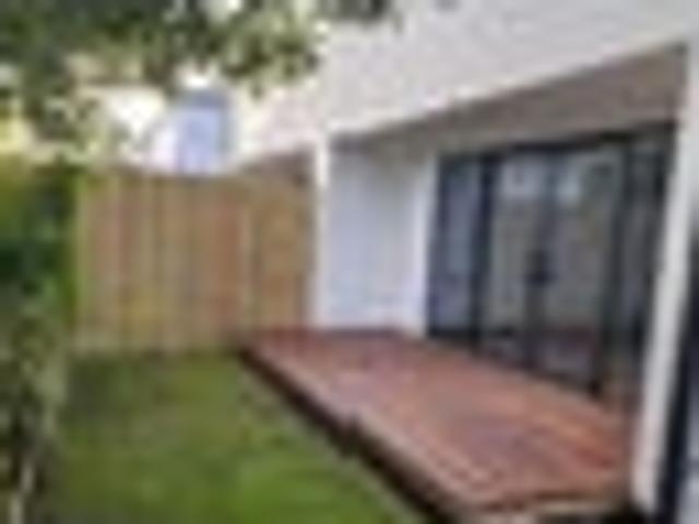 Townhouse for rent in Spreydon, Canterbury