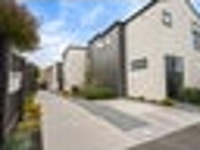 Townhouse for rent in Spreydon, Canterbury