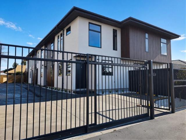 House for rent in Chaslands, Canterbury