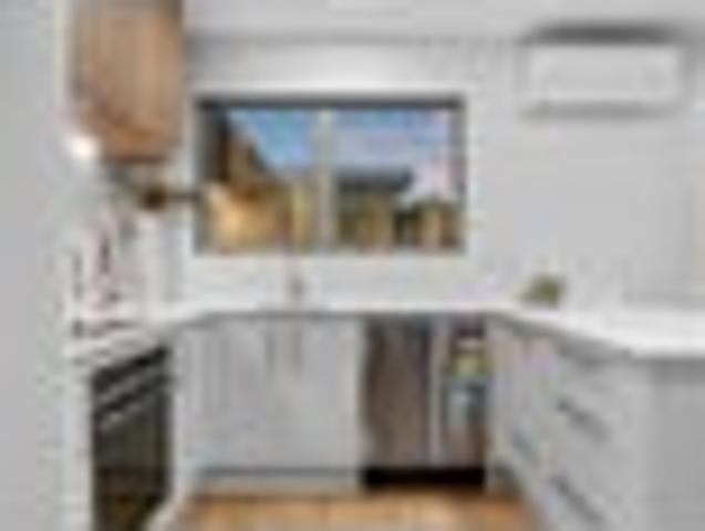 House for rent in Chaslands, Canterbury