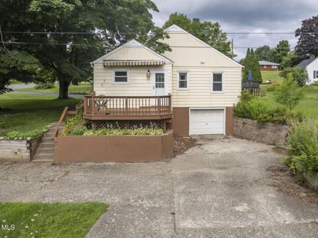 House for sale in Cropseyville, New York