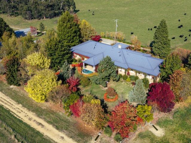 Cottage for sale in Narbethong