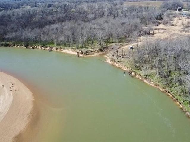 Farm for sale in Doniphan, Missouri