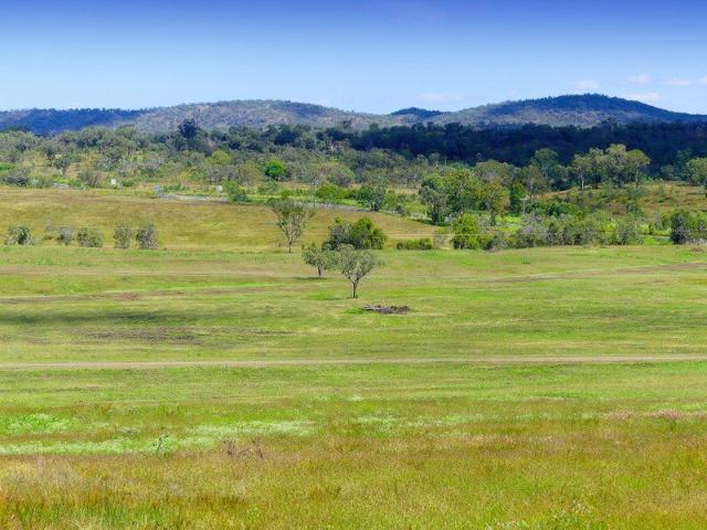 Cottage for sale in Bluff, Queensland
