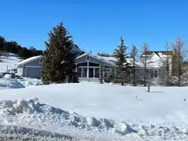 House for sale in Spring Creek