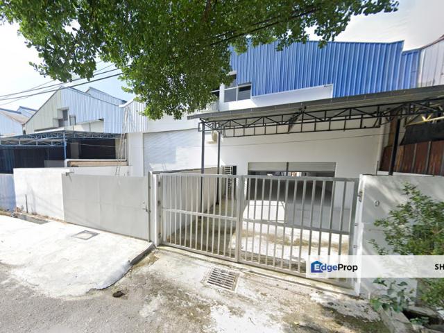 Warehouse for rent in Country Heights Damansara, Kuala Lumpur