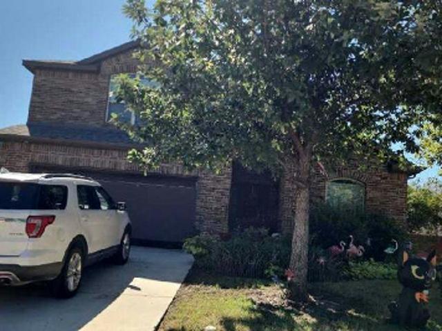 House for sale in Saginaw, Tarrant County